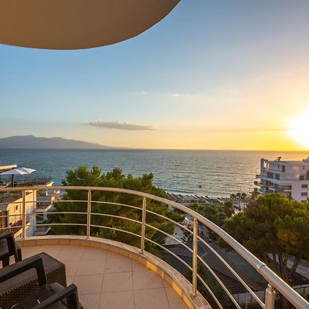 Hotel Sea Breeze Sarande Exterior photo