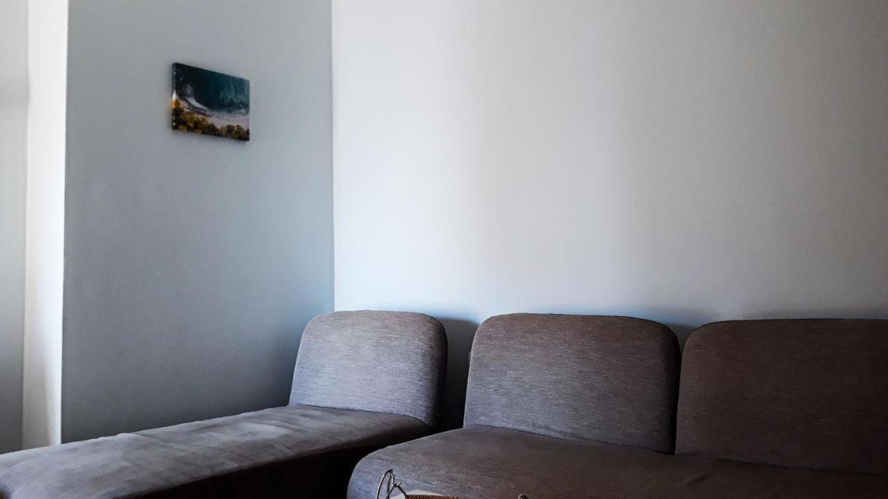 Hotel Sea Breeze Sarande Exterior photo